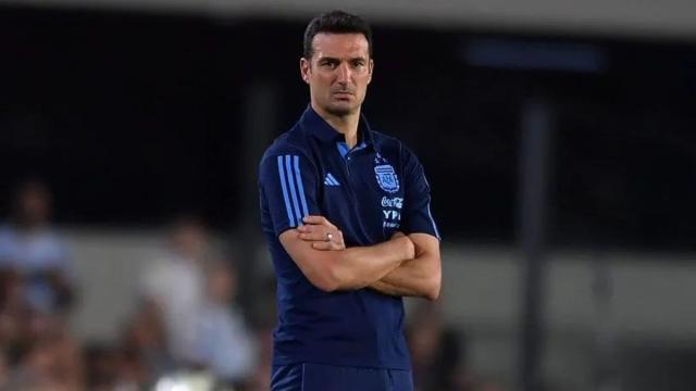 斯卡洛尼:比赛赢得不容易 对球员态度感到满意