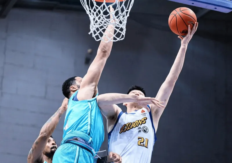 开云移动端-广厦男篮总结比赛：胡金秋&amp;amp;布朗&amp;amp;孙铭徽表现助球队拿下胜利